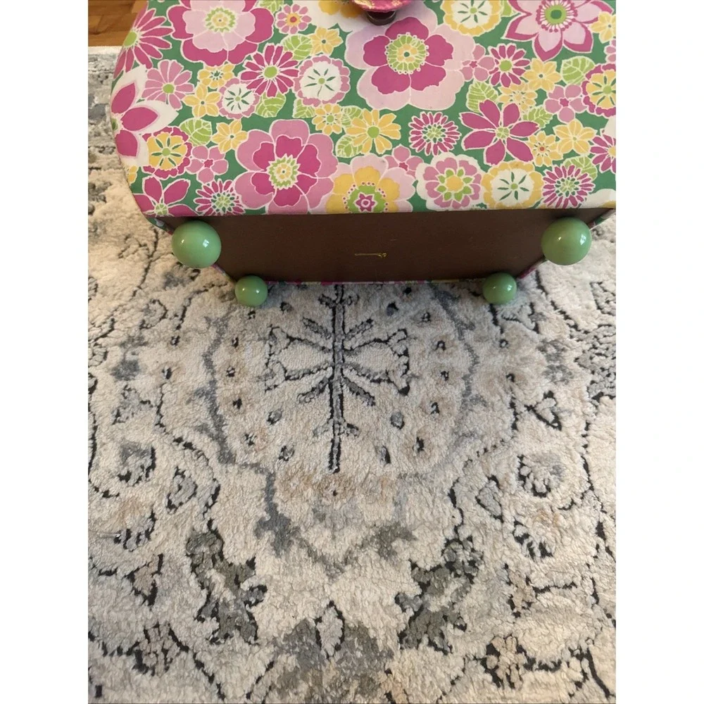 Vintage Y2K Sewing Basket Green Pink Floral Tapestry w/Inside Tray Handle Padded